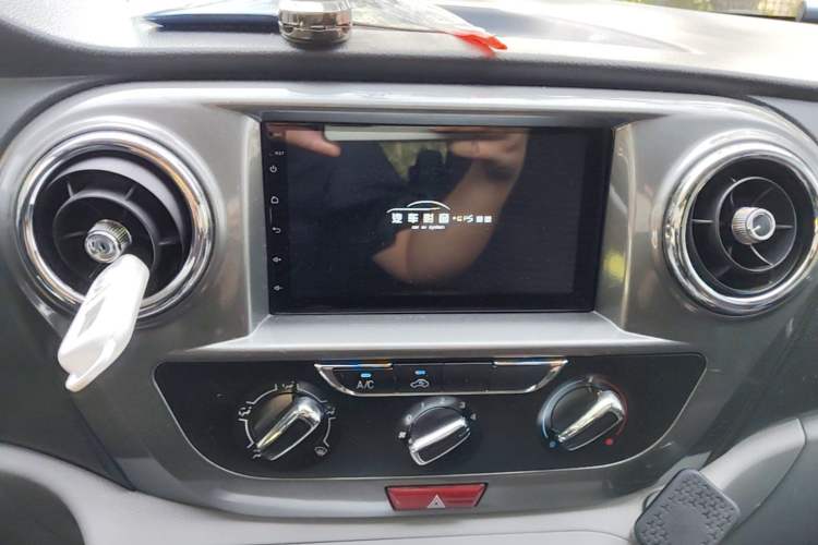 Used JAC Refine M3 2015 Maker Edition 1.6L Luxury Version Audio And AC Panel