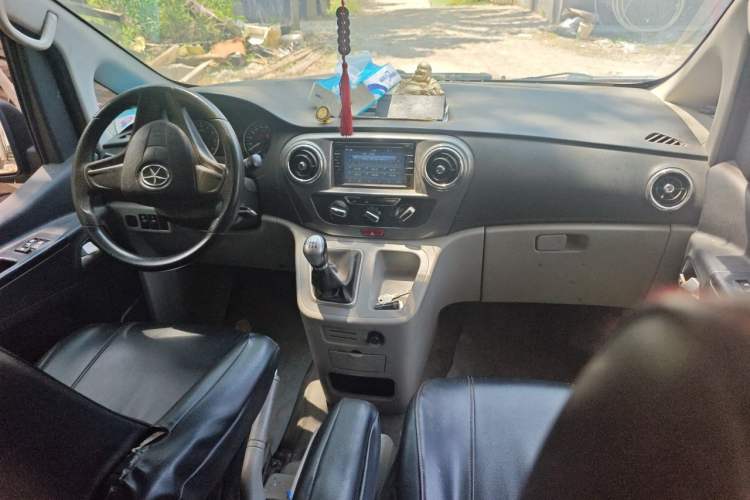 Used JAC Refine M3 2015 Maker Edition 1.6L Luxury Version Center Console