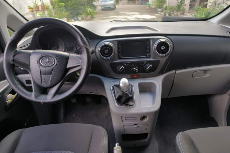 Used JAC Refine M3 2015 Maker Edition 1.6L Luxury Version Center Console