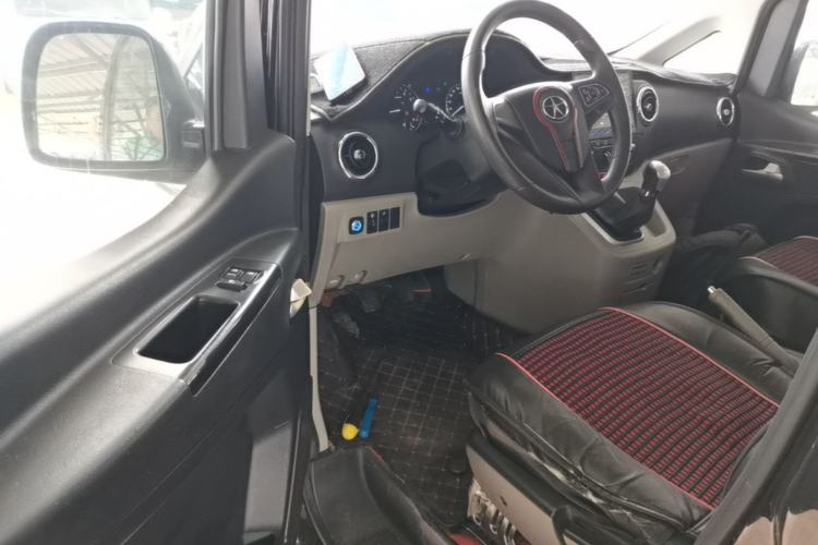 Used JAC Refine M3 2015 Maker Edition 1.6L Luxury Version Driver Seat
