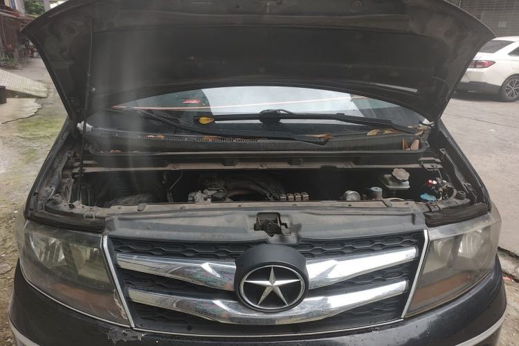 Used JAC Refine M3 2015 Maker Edition 1.6L Luxury Version Engine Bay