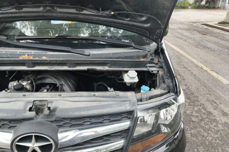 Used JAC Refine M3 2015 Maker Edition 1.6L Luxury Version Engine Bay Left
