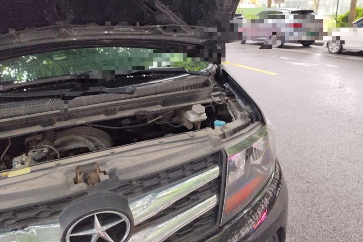 Used JAC Refine M3 2015 Maker Edition 1.6L Luxury Version Engine Bay Left