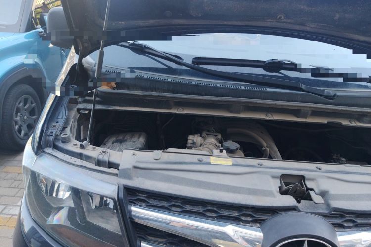 Used JAC Refine M3 2015 Maker Edition 1.6L Luxury Smart Version Engine Bay Right