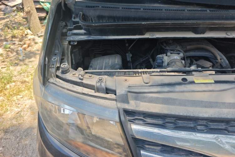 Used JAC Refine M3 2015 Maker Edition 1.6L Luxury Version Engine Bay Right