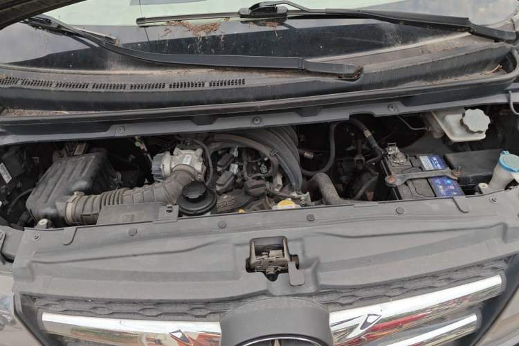 Used JAC Refine M3 2015 Maker Edition 1.6L Luxury Version Engine Bay