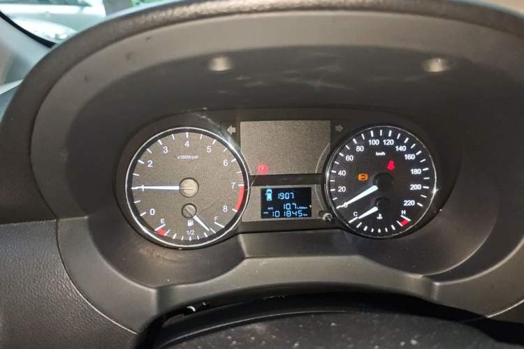 Used JAC Refine M3 2015 Maker Edition 1.6L Luxury Smart Version Instrument Cluster