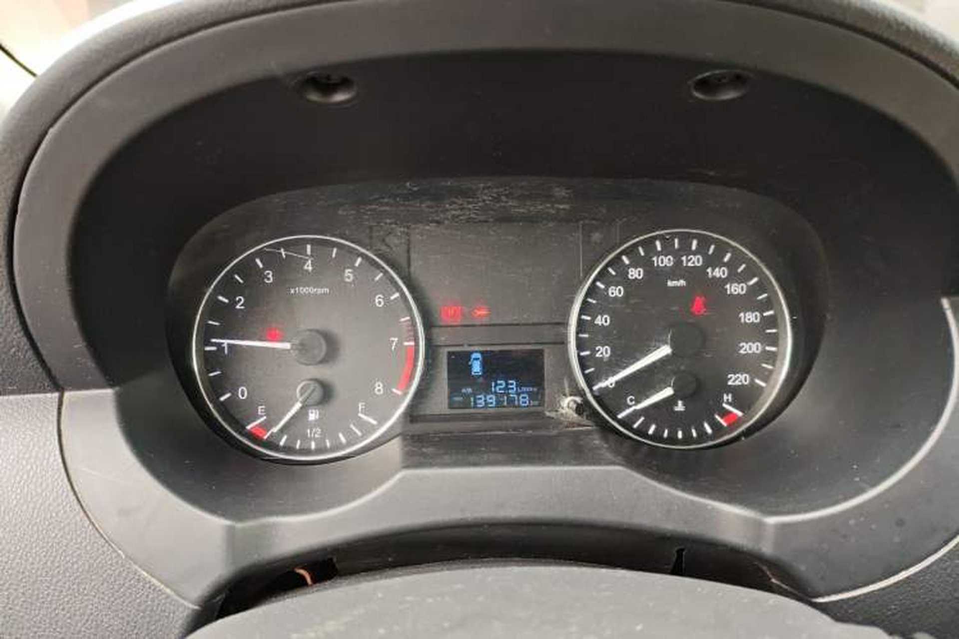 Used JAC Refine M3 2015 Maker Edition 1.6L Luxury Version Instrument Cluster