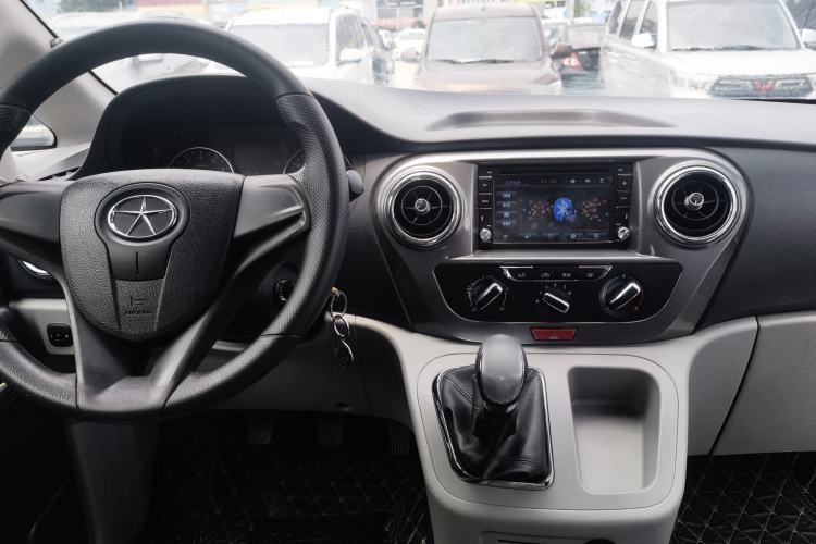 Used JAC Refine M3 2015 Maker Edition 1.6L Luxury Version Interior 3