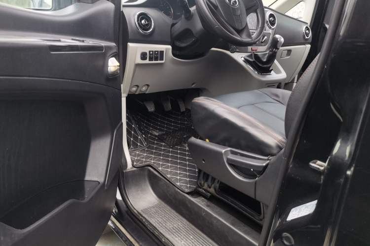 Used JAC Refine M3 2015 Maker Edition 1.6L Luxury Version Left Front Seat