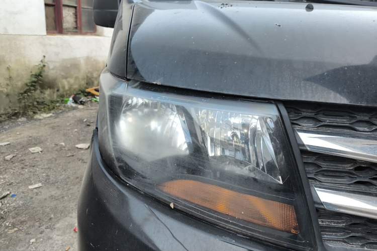 Used JAC Refine M3 2015 Maker Edition 1.6L Luxury Version Right Front Headlight
