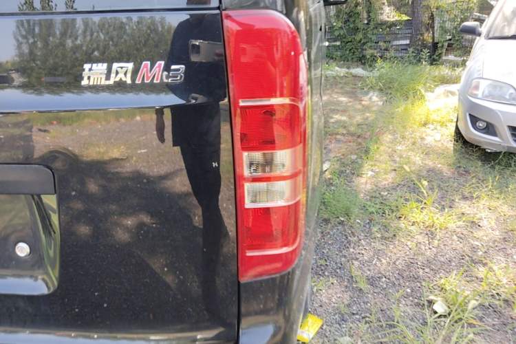 Used JAC Refine M3 2015 Maker Edition 1.6L Luxury Version Right Rear Taillight