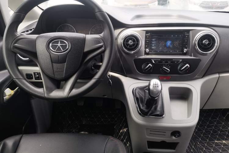 Used JAC Refine M3 2015 Maker Edition 1.6L Luxury Version Steering Wheel