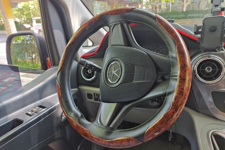 Used JAC Refine M3 2015 Maker Edition 1.6L Luxury Version Steering Wheel