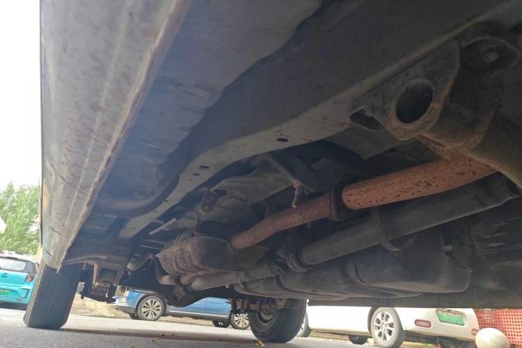 Used JAC Refine M3  Chassis Front Right