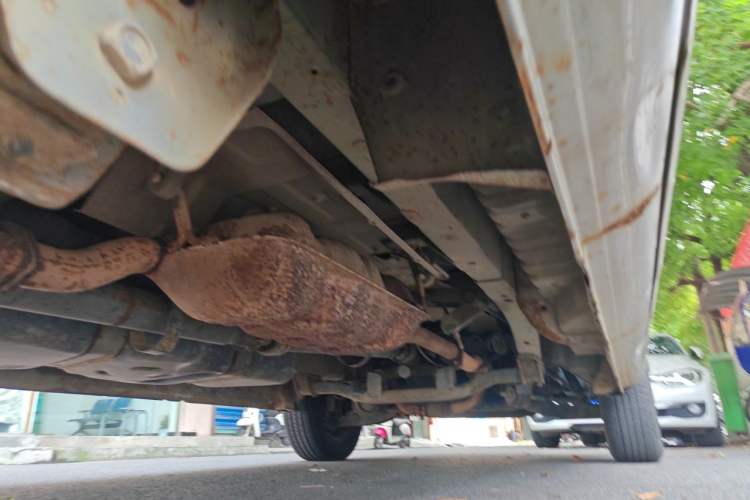 Used JAC Refine M3  Chassis Rear Right