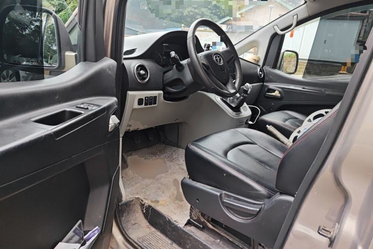 Used JAC Refine M3 2015 Maker Edition 1.6L Luxury Version Driver Seat