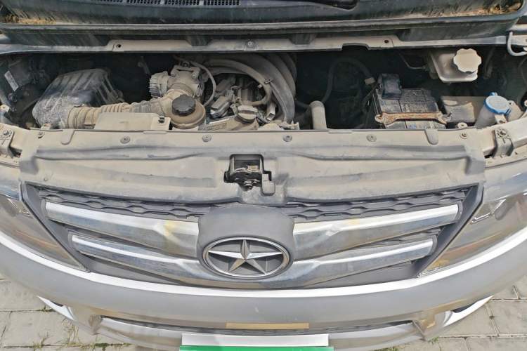 Used JAC Refine M3 2015 Maker Edition 1.6L Luxury Version Engine Bay
