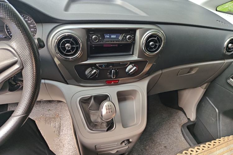 Used JAC Refine M3 2015 Maker Edition 1.6L Luxury Version Audio And AC Panel