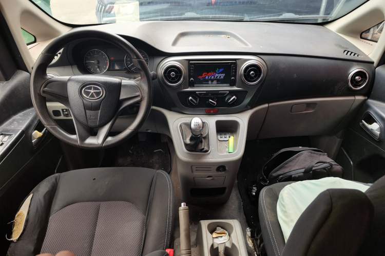 Used JAC Refine M3 2015 Maker Edition 1.6L Luxury Version Center Console