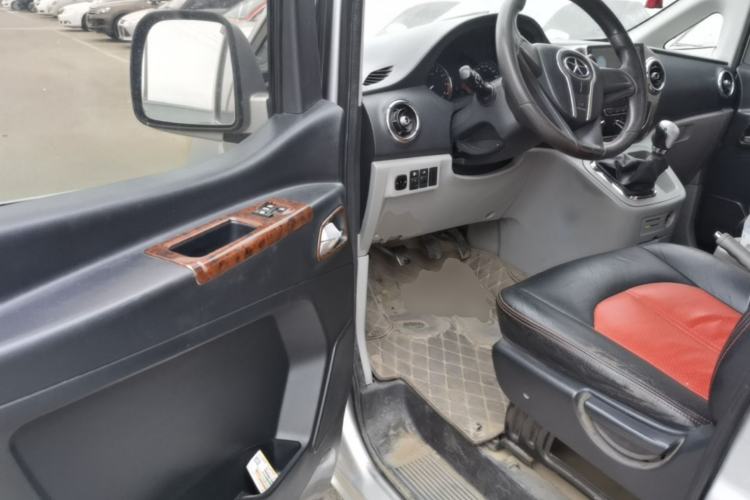 Used JAC Refine M3 2015 2.0L Luxury Smart Version Driver Seat