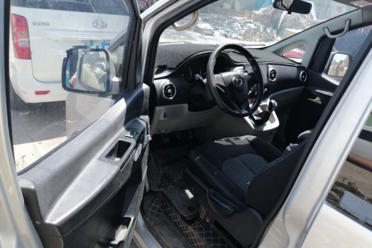 Used JAC Refine M3 2015 Maker Edition 1.6L Luxury Version Driver Seat