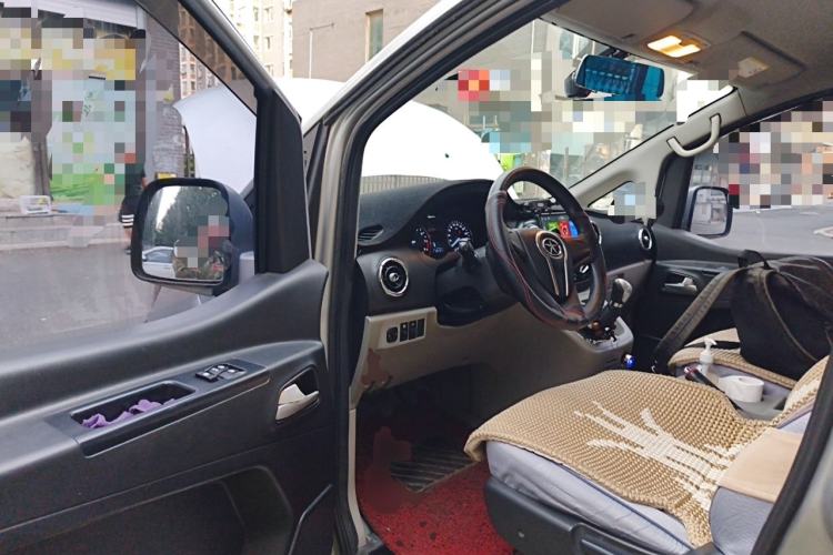 Used JAC Refine M3 2015 Maker Edition 1.6L Luxury Smart Version Driver Seat