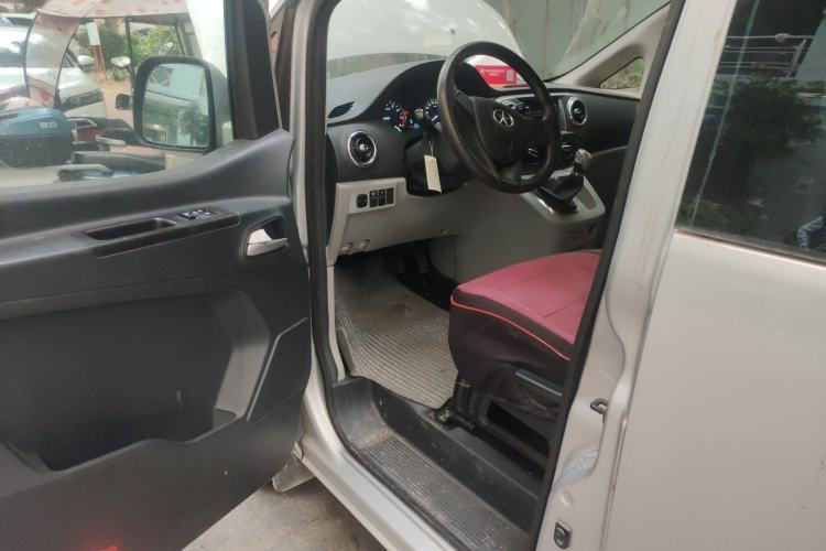 Used JAC Refine M3 2015 Maker Edition 1.6L Luxury Smart Version Driver Seat