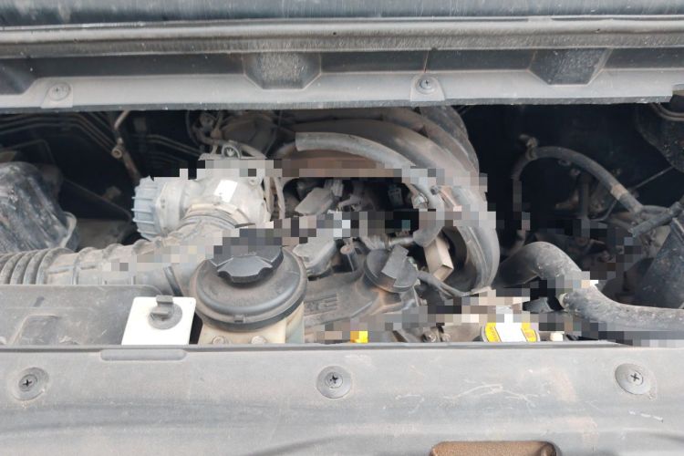 Used JAC Refine M3 2015 Maker Edition 1.6L Luxury Version Engine Bay