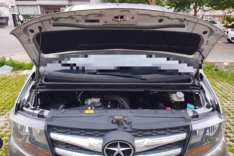 Used JAC Refine M3 2015 Maker Edition 1.6L Luxury Smart Version Engine Bay