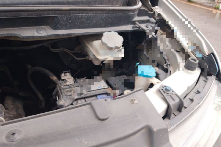Used JAC Refine M3 2015 Maker Edition 1.6L Luxury Version Engine Bay Left