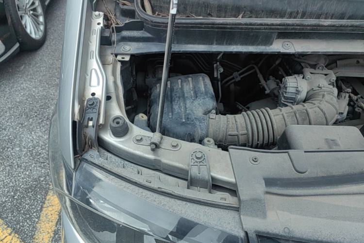Used JAC Refine M3 2015 Maker Edition 1.6L Luxury Version Engine Bay Right