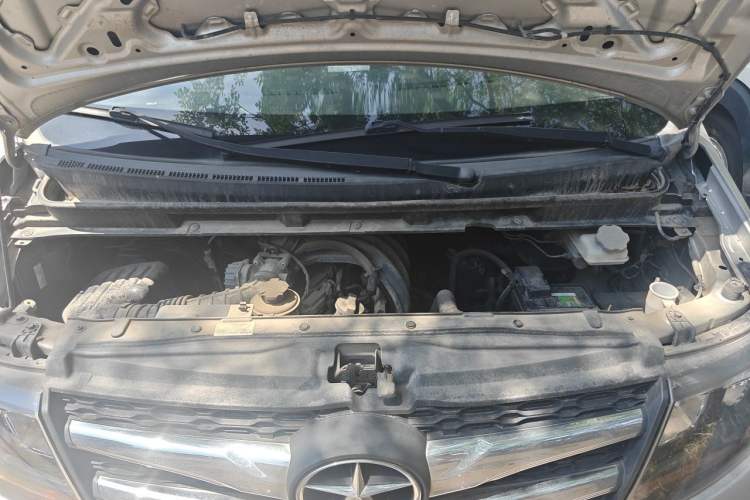 Used JAC Refine M3 2015 Maker Edition 1.6L Luxury Version Engine Bay