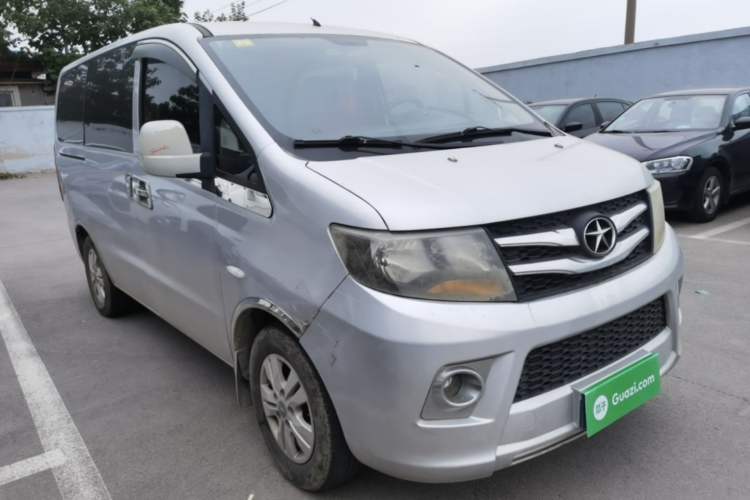 Used JAC Refine M3 2015 2.0L Luxury Smart Version Front Right 45 Deg