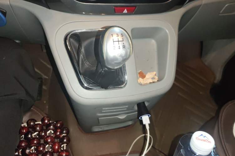 Used JAC Refine M3 2015 Maker Edition 1.6L Luxury Smart Version Gear Lever