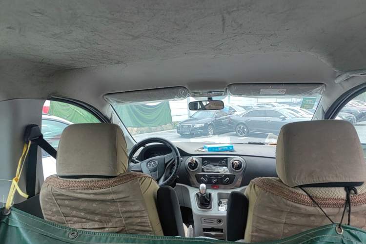 Used JAC Refine M3 2015 Maker Edition 1.6L Luxury Version Headliner