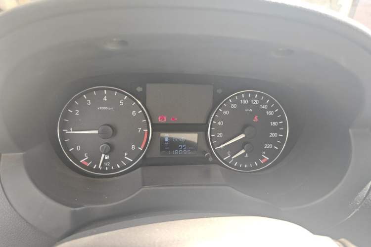 Used JAC Refine M3 2015 Maker Edition 1.6L Luxury Version Instrument Cluster