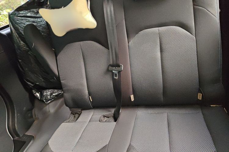 Used JAC Refine M3 2015 Maker Edition 1.6L Luxury Version Interior 4