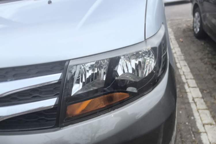 Used JAC Refine M3 2015 Maker Edition 1.6L Luxury Smart Version Left Front Headlight