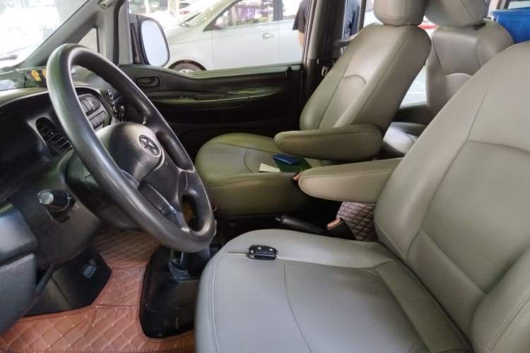 Used JAC Refine M3 2015 2.0L Luxury Model Left Front Seat