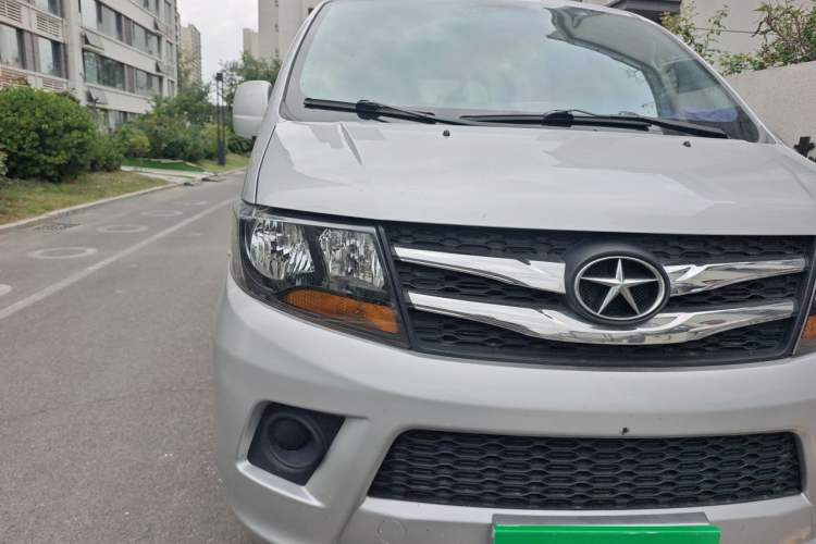Used JAC Refine M3 2015 Maker Edition 1.6L Luxury Version Right Front Headlight