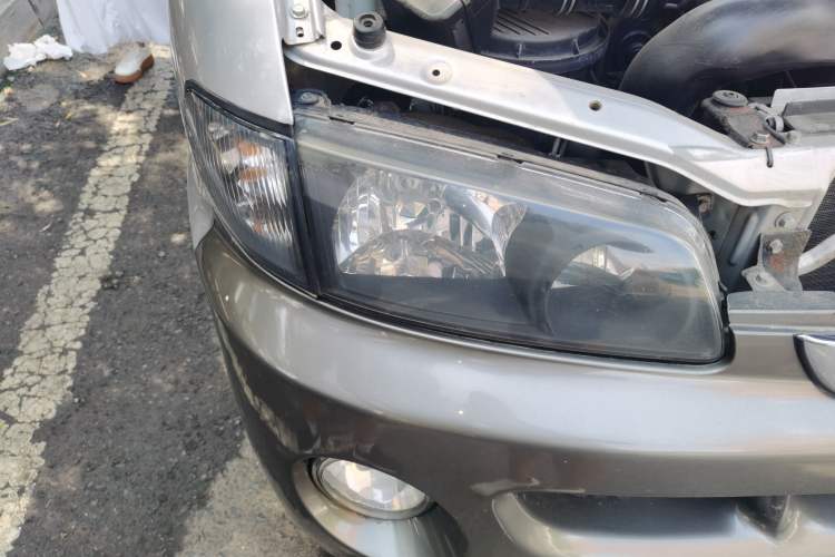 Used JAC Refine M3 2015 2.0L Luxury Model Right Front Headlight