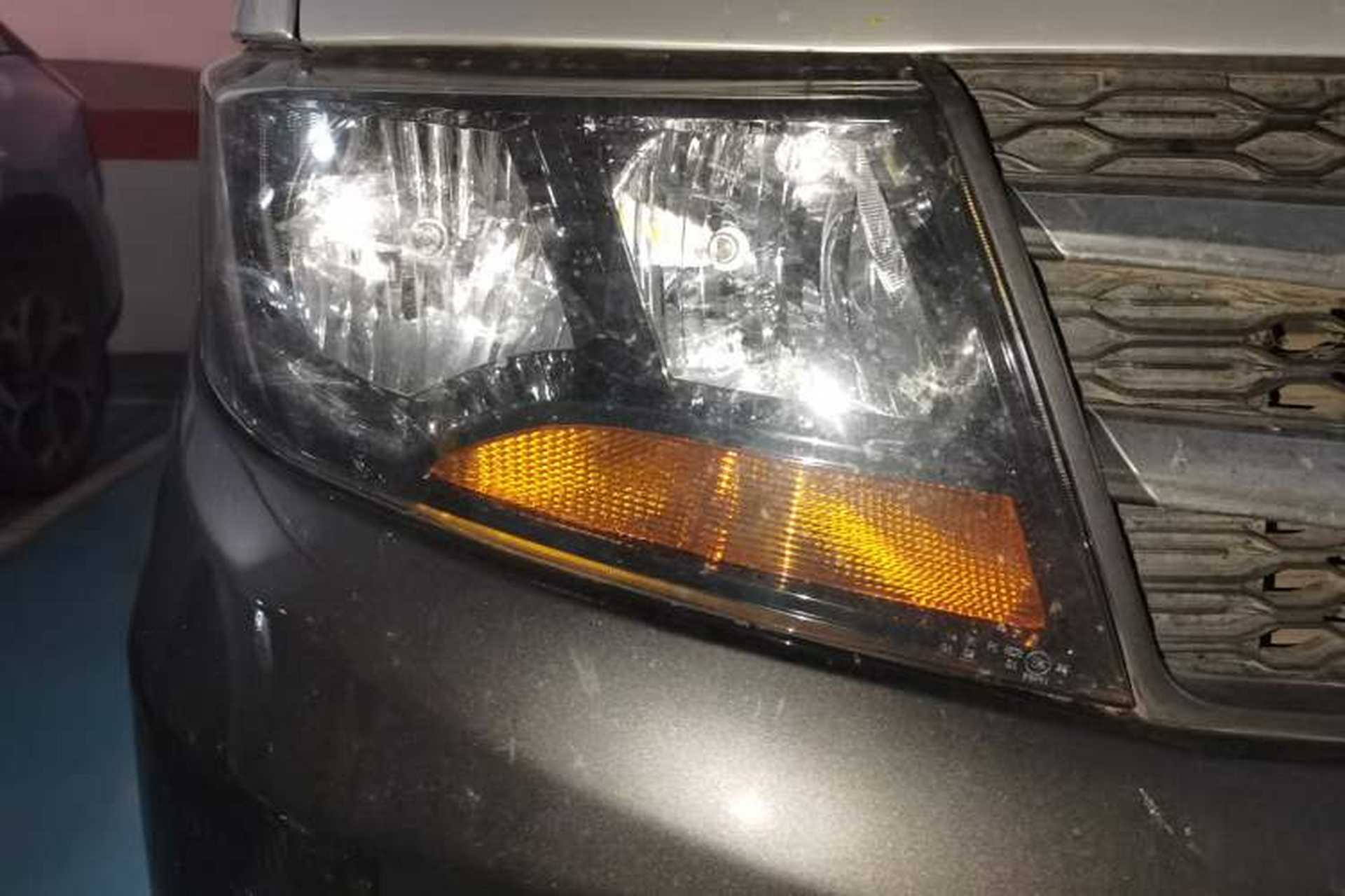 Used JAC Refine M3 2015 Maker Edition 1.6L Luxury Smart Version Right Front Headlight