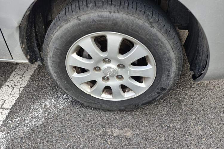 Used JAC Refine M3 2015 Maker Edition 1.6L Luxury Version Right Front Wheel Hub