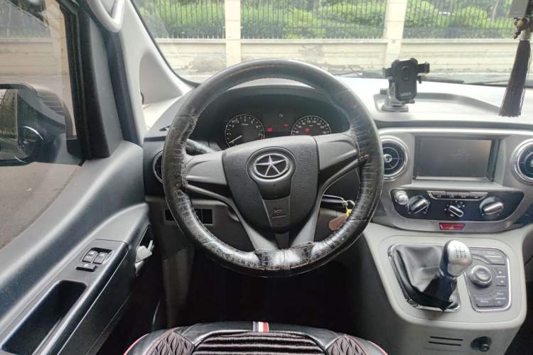 Used JAC Refine M3 2015 Maker Edition 1.6L Luxury Smart Version Steering Wheel