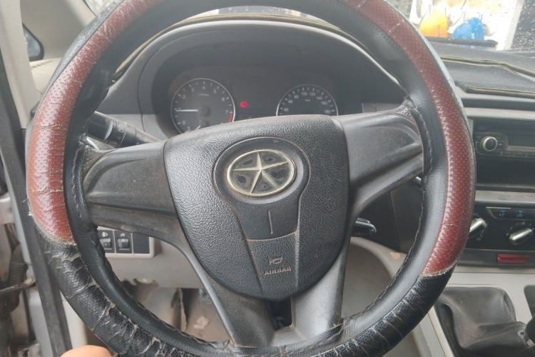 Used JAC Refine M3 2015 Maker Edition 1.6L Luxury Version Steering Wheel