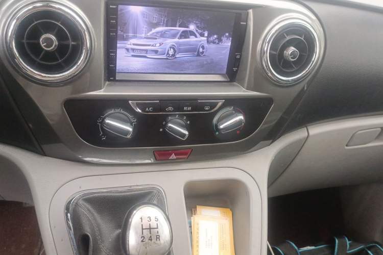 Used JAC Refine M3 2015 Maker Edition 1.6L Luxury Smart Version Audio And AC Panel