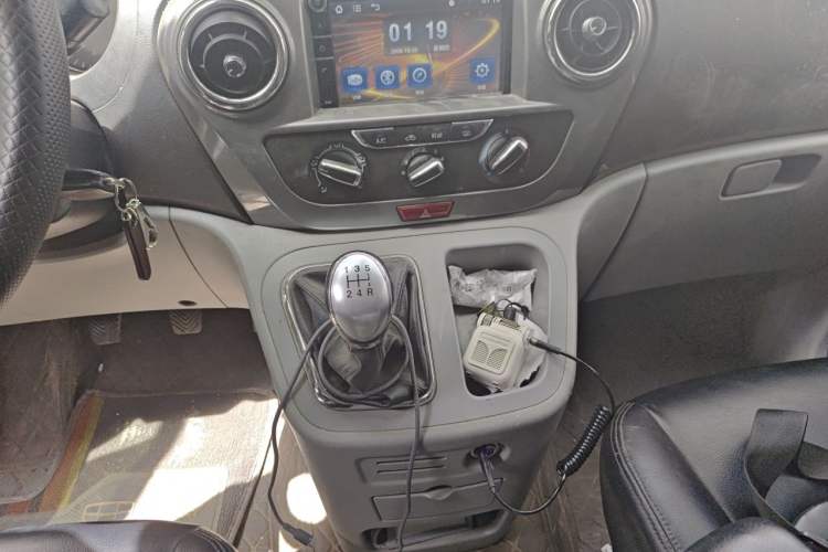 Used JAC Refine M3 2015 Maker Edition 1.6L Luxury Smart Version Audio And AC Panel