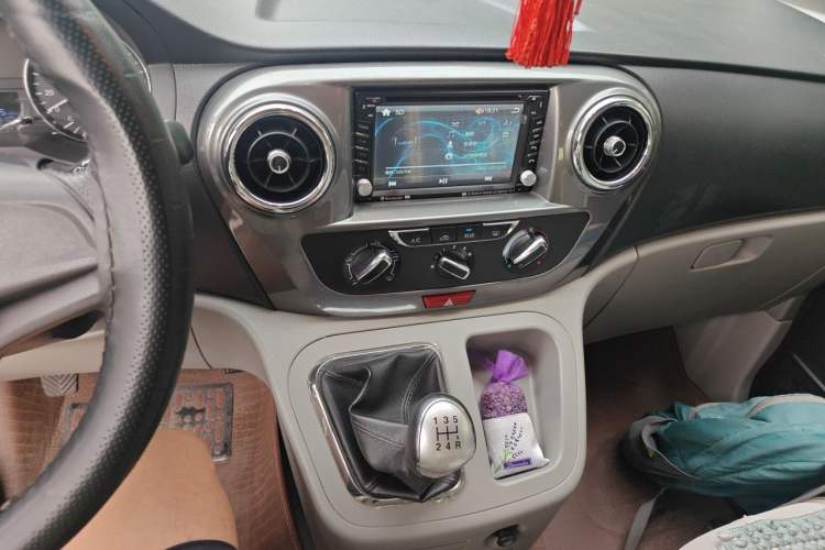 Used JAC Refine M3 2015 Maker Edition 1.6L Luxury Smart Version Audio And AC Panel