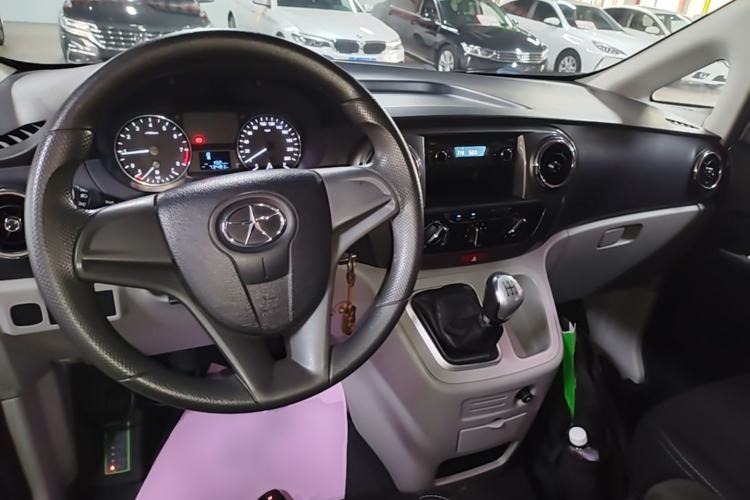 Used JAC Refine M3 2015 Maker Edition 1.6L Luxury Version Center Console